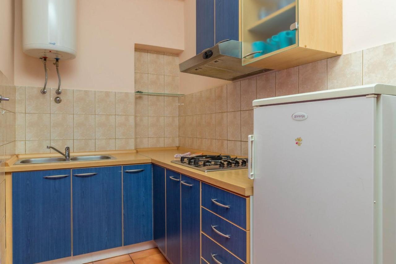 Apartman Lux1 Selce Exterior photo