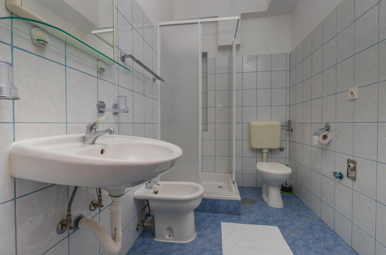 Apartman Lux1 Selce Exterior photo